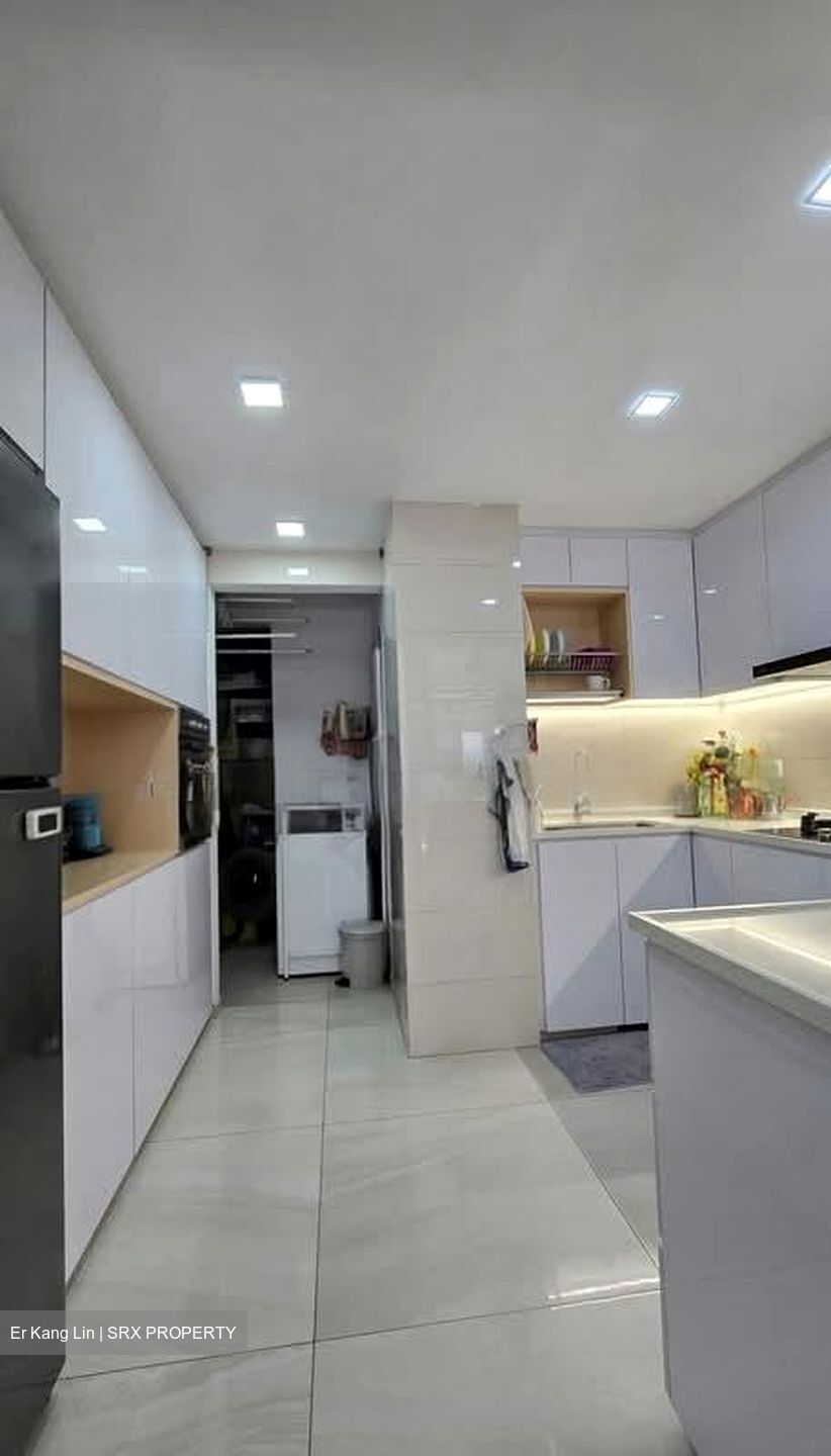 The Vales (D19), Condominium #580846301